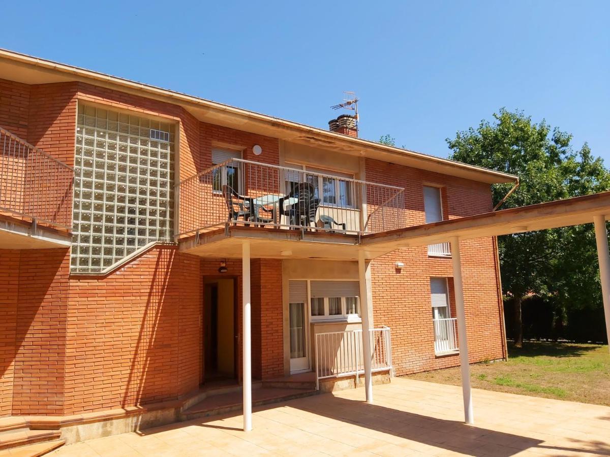 Apartamentos La Francesa Santa Pau Eksteriør bilde
