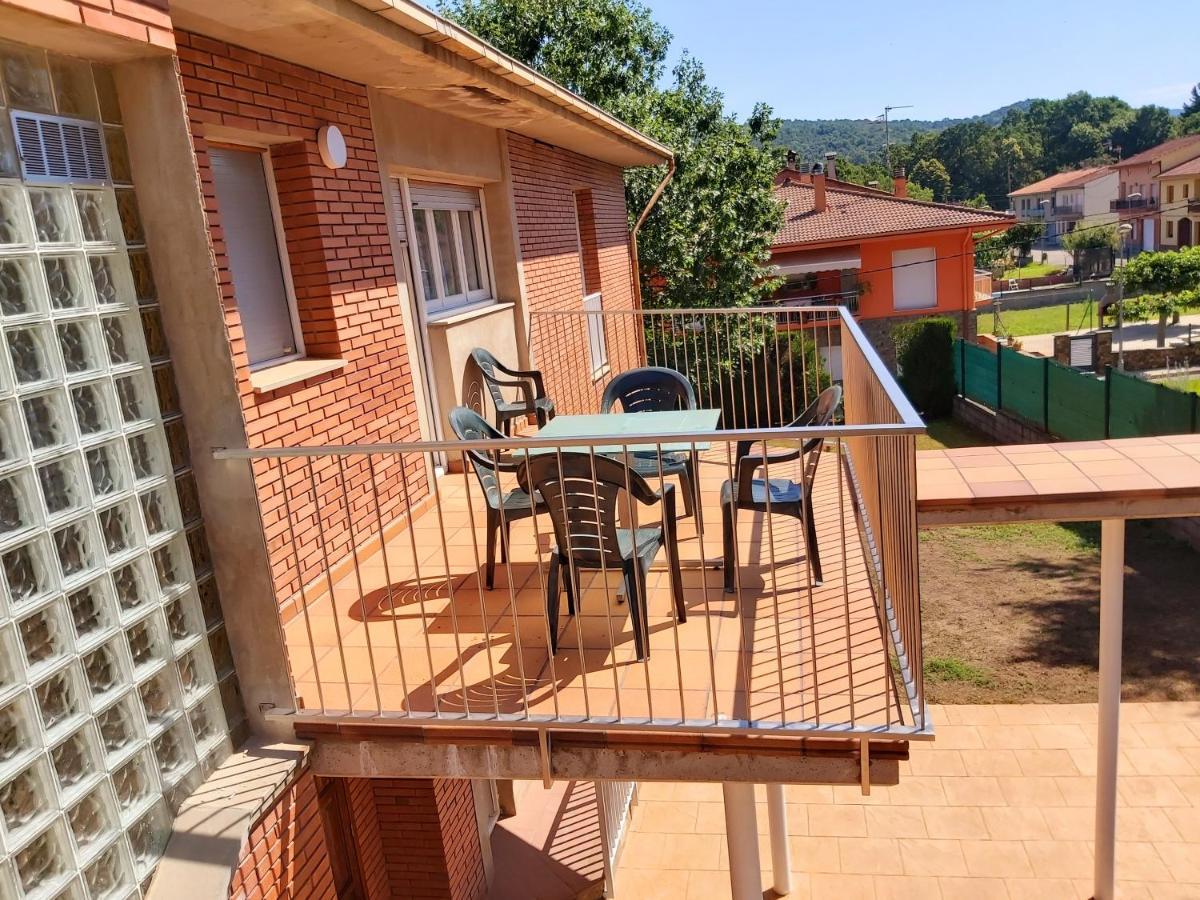 Apartamentos La Francesa Santa Pau Eksteriør bilde