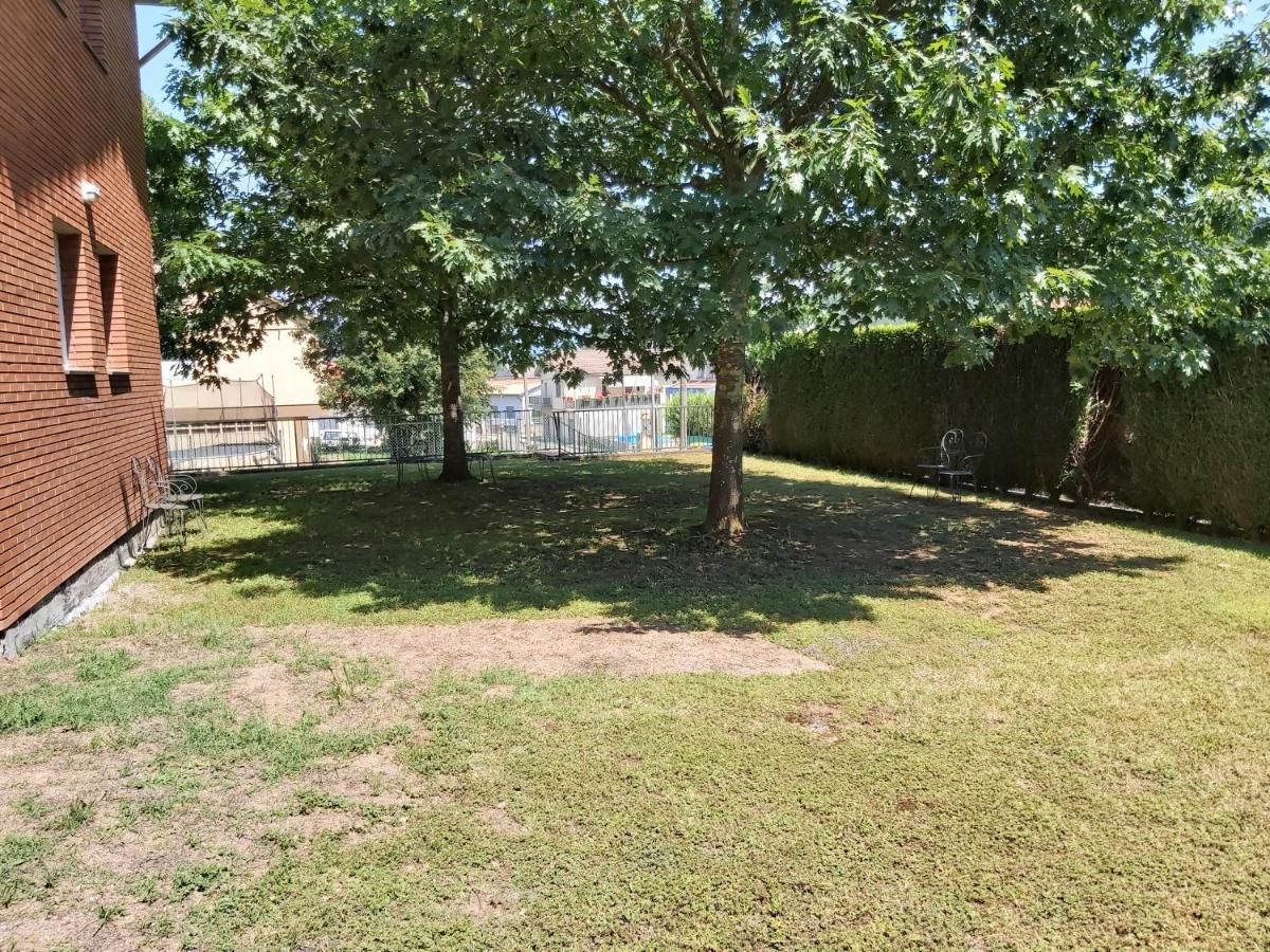 Apartamentos La Francesa Santa Pau Eksteriør bilde