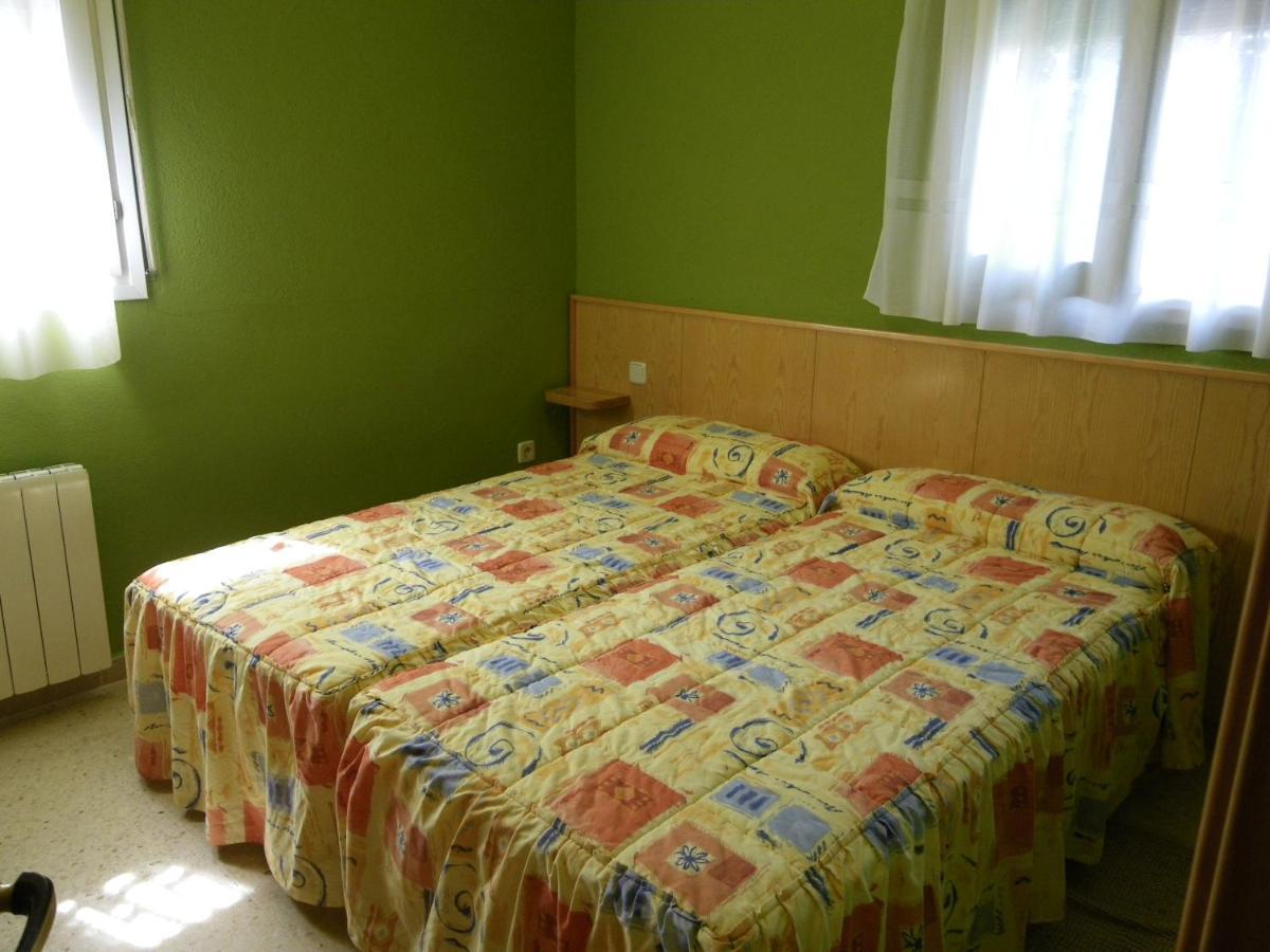 Apartamentos La Francesa Santa Pau Eksteriør bilde