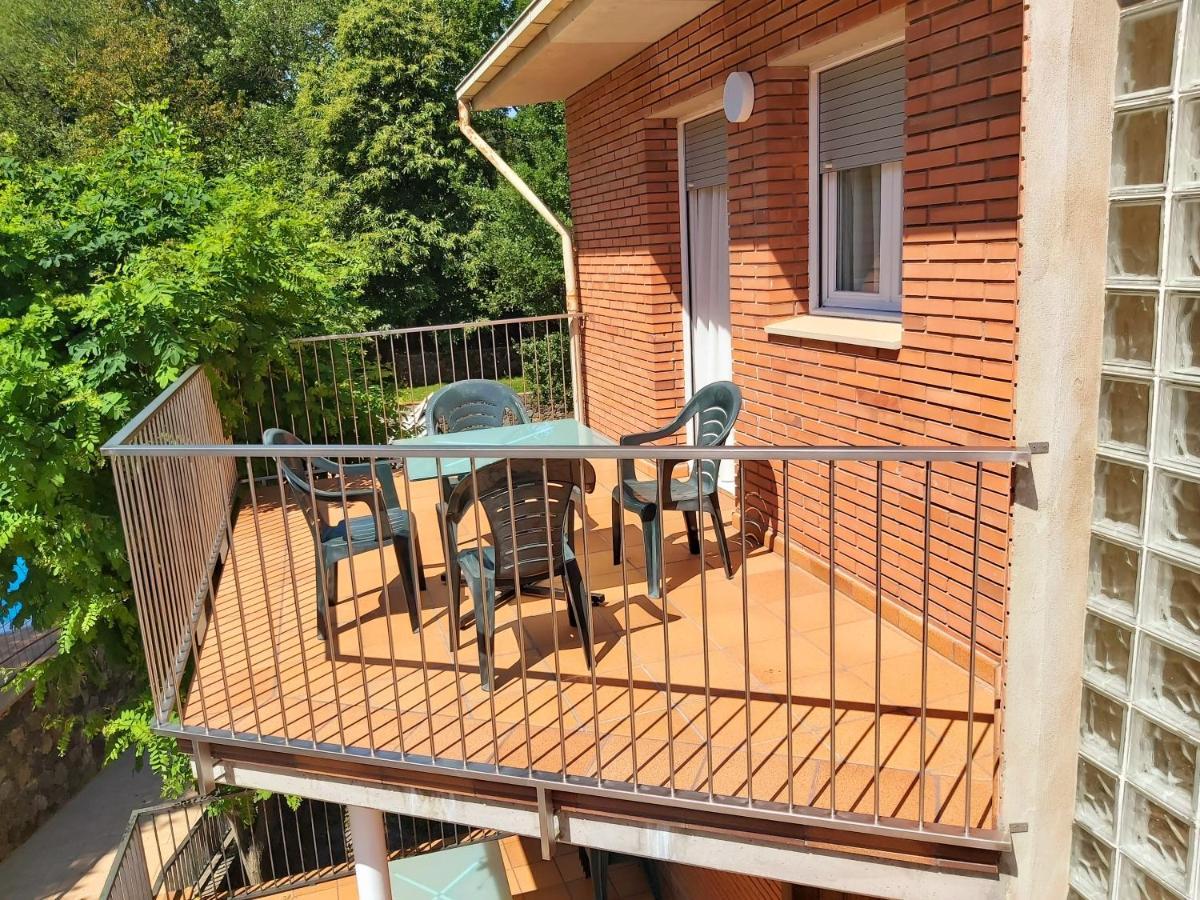 Apartamentos La Francesa Santa Pau Eksteriør bilde